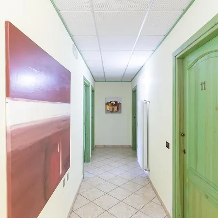 Hotel Dei 4 2*